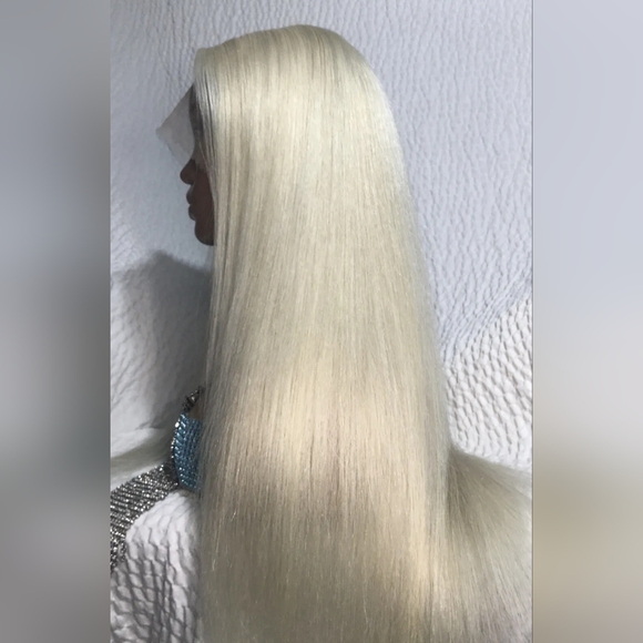 26 In Pale Blonde Lace Wig Human Hair - Picture 8 of 15